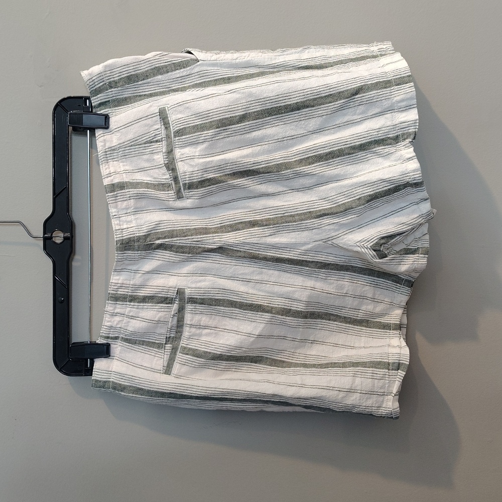 Anthropologie Beachgoer Women's 12 White and Green Striped Shorts - Picture 5 of 8